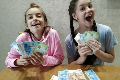 Семьи с детьми могут вернуть часть налога ИА ЕАОMedia