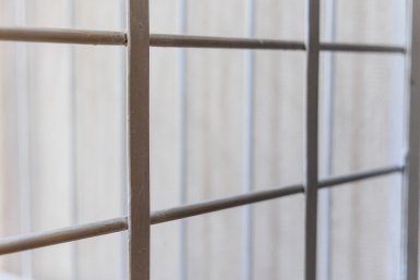 Побои и нож: в Адлере задержали мать, истязавшую полуторагодовалого сына