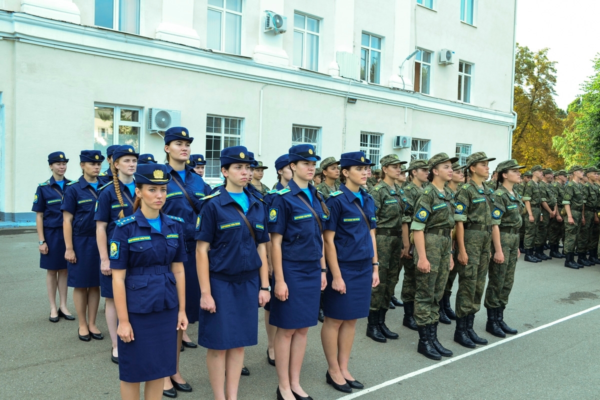 Курсантки Краснодарского ВВАУЛ им. А.К Серова