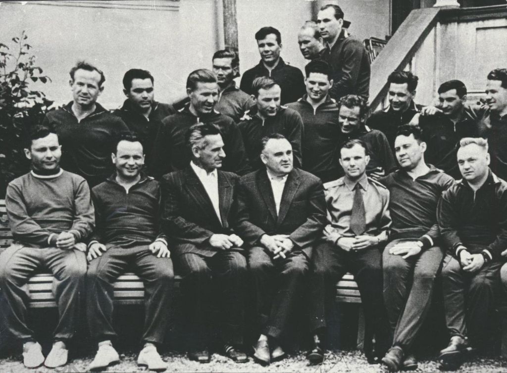Первый отряд космонавтов и Сергей Королев в Сочи 20 мая 1961 г.